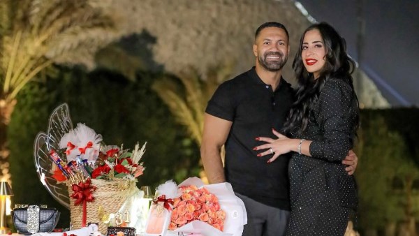 حسني عبد ربه يحتفل بعيد ميلاد زوجته بأجمل التهاني والتمنيات