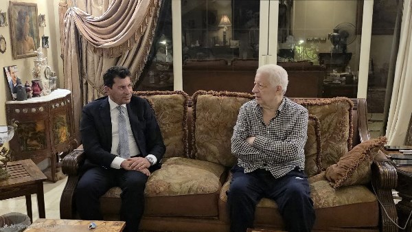 وزير الشباب والرياضة يقوم بزيارة مرتضى منصور للاطمئنان على صحته
