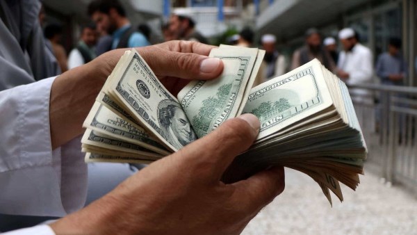 سعر الدولار يسجل أعلى مستوى له اليوم 12 أكتوبر 2025