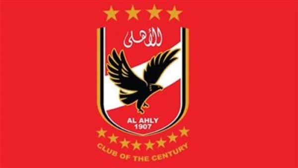 الأهلي يدخل في مفاوضات مع البنك لضم مدافع الفريق