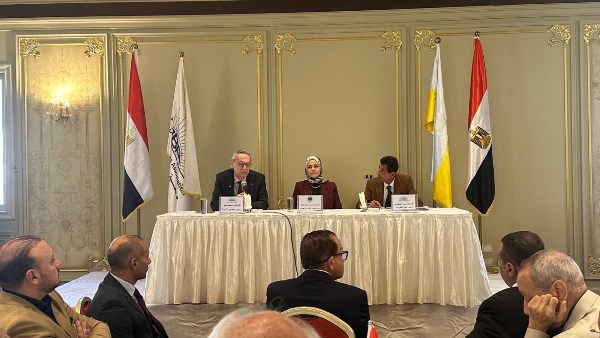 تطبيق نظام الفحص الإلكتروني في القاهرة والإسكندرية بحلول نهاية العام