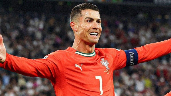 رونالدو يقود منتخب البرتغال في مواجهة أيرلندا بتصفيات كأس العالم