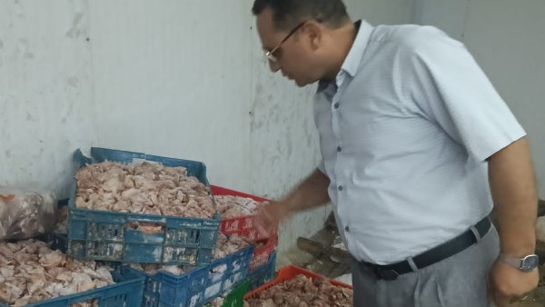 ضبط 350 كيلو من اللحوم والدواجن والأسماك الفاسدة في الغربية