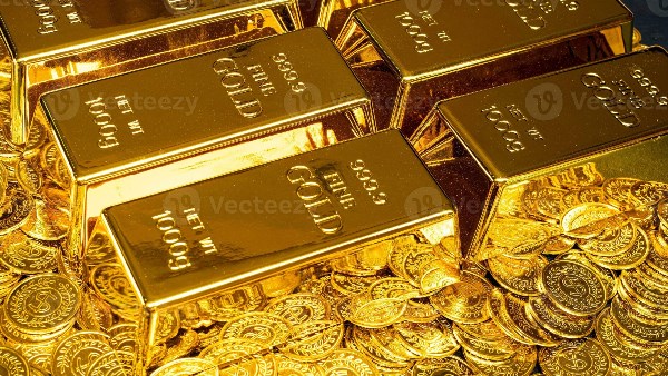 قفزة تاريخية في أسعار الذهب مع تصاعد التوترات التجارية وتوقعات خفض الفائدة الأمريكية